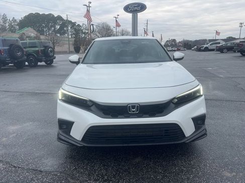 Used 2022 Honda Civic Sport Touring image 2