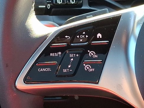 Used 2026 Mercedes-Benz GLC 300 4MATIC image 22