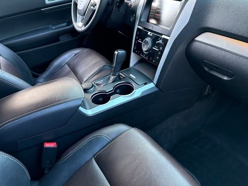 Used 2015 Ford Explorer Sport w/ Equipment Group 401A image 32