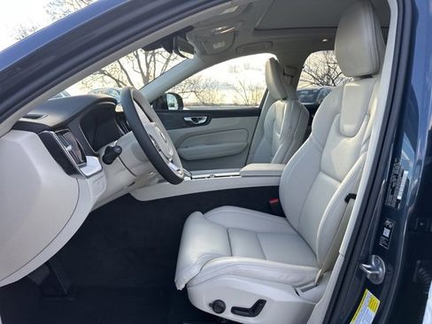 New 2026 Volvo XC60 B5 Ultra w/ Protection Package Premier image 13