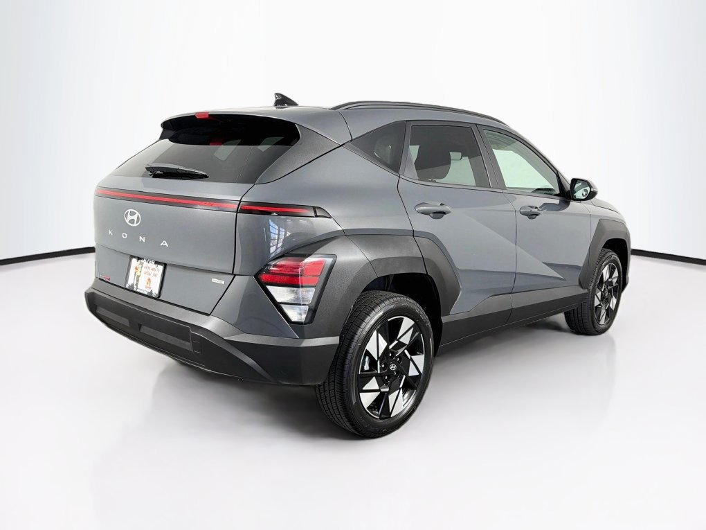 Used 2025 Hyundai Kona SEL AWD/4WD image 10