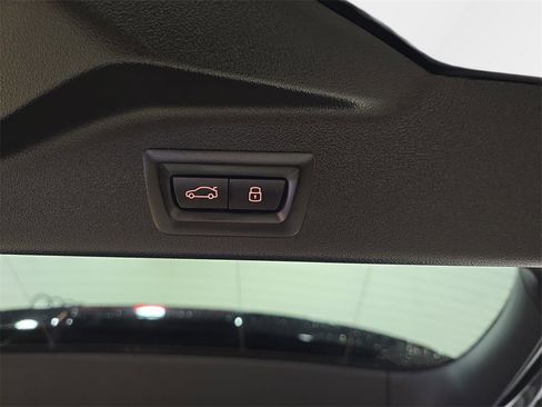 Used 2024 BMW X5 M60i w/ Executive Package image 16