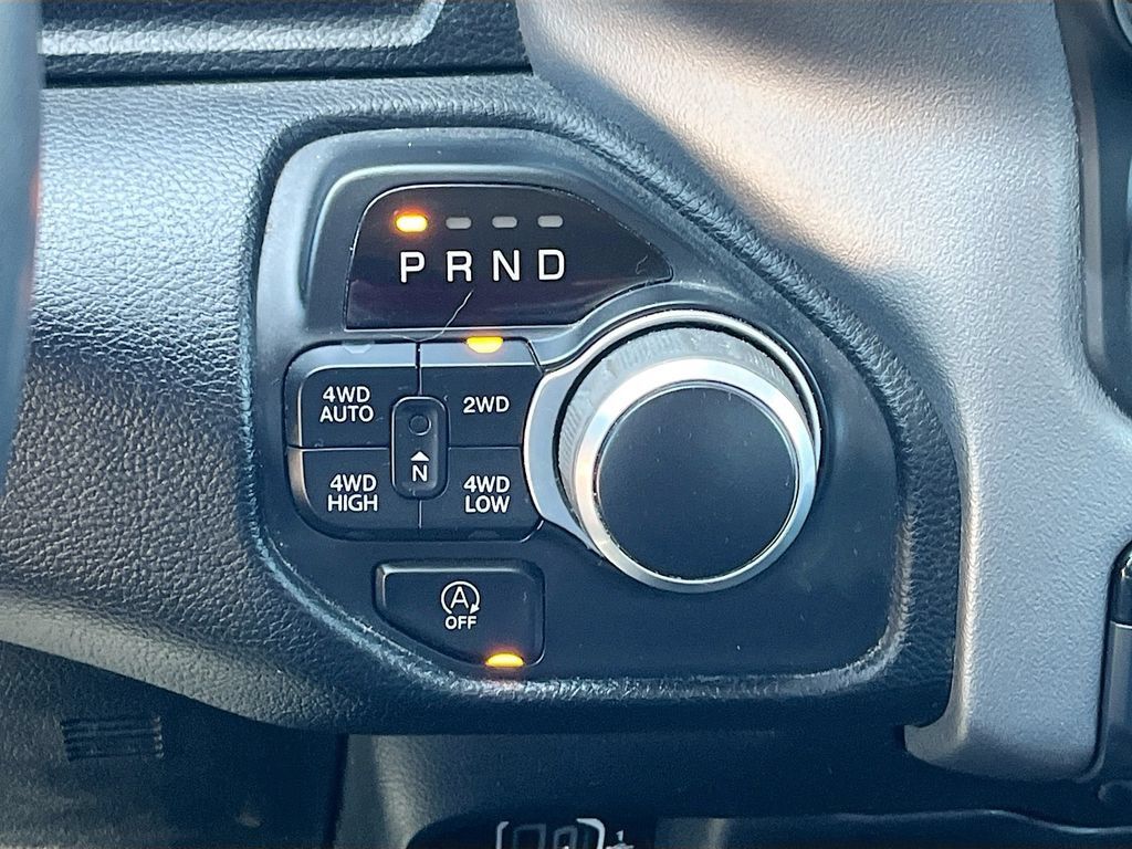 Used 2019 RAM 1500 Big Horn AWD/4WD image 16