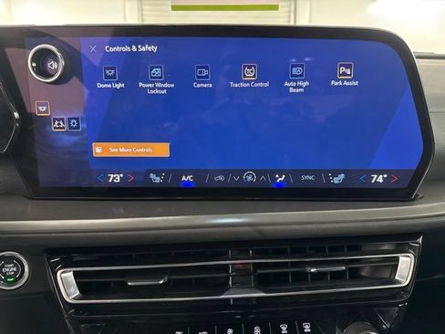 Used 2026 Chevrolet Traverse LT AWD/4WD image 30