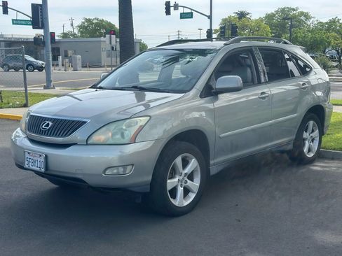 Used 2004 Lexus RX 330 FWD image 3