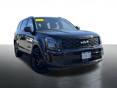 Certified 2022 Kia Telluride EX w/ EX Premium Package AWD/4WD image 2