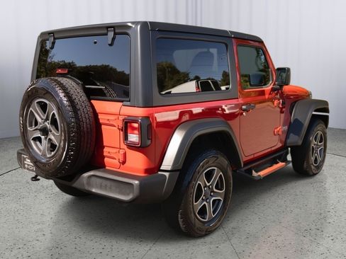 Used 2021 Jeep Wrangler Sport AWD/4WD image 23