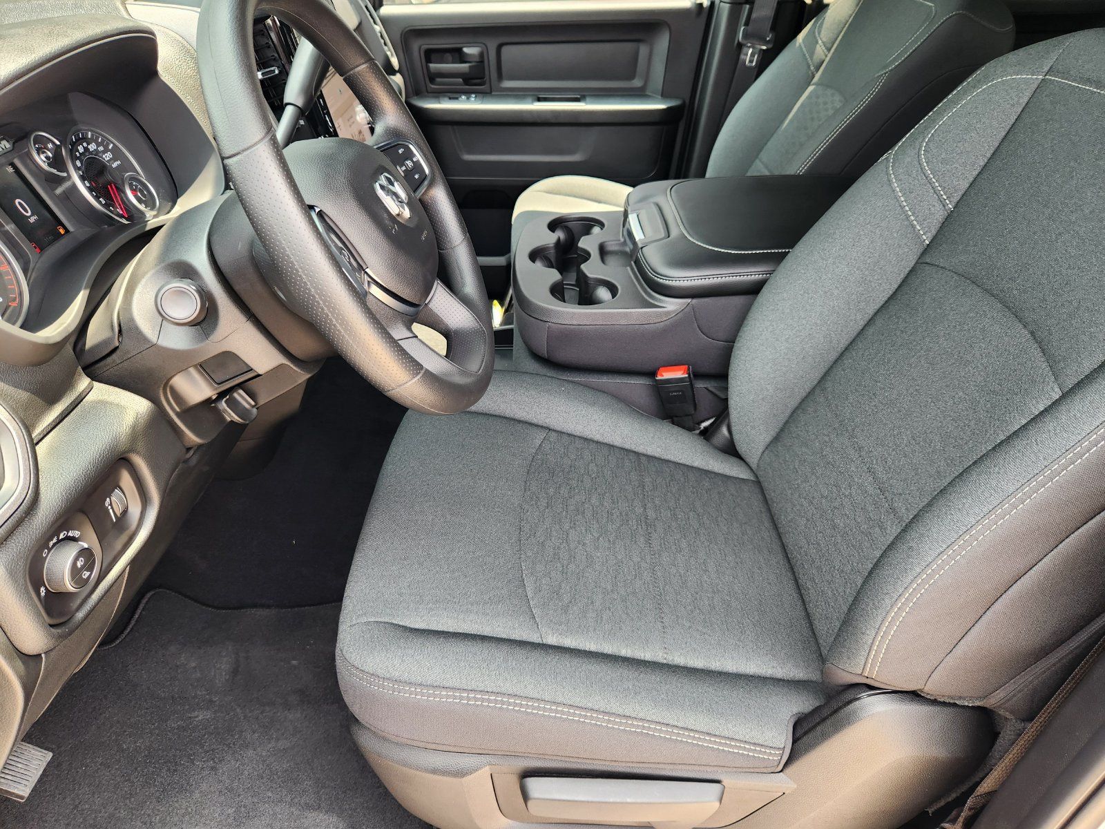 New 2026 RAM 2500 Tradesman AWD/4WD image 11