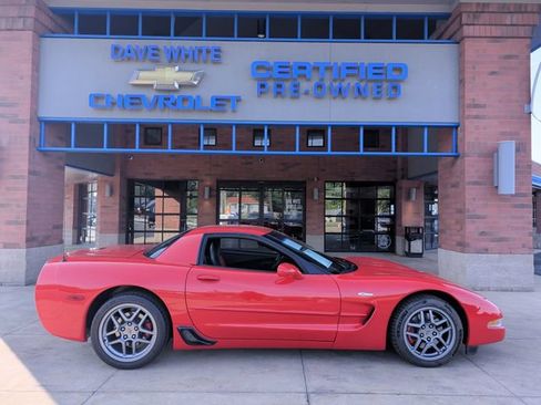 Used 2002 Chevrolet Corvette Z06 w/ Memory Pkg RWD image 9