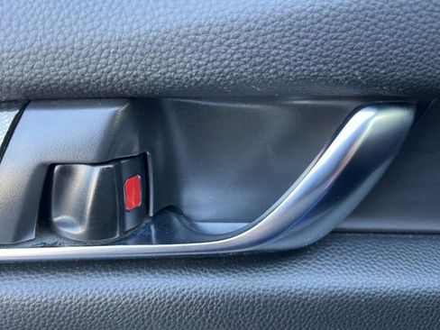 Used 2020 Honda Accord Sport image 11