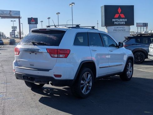 Used 2013 Jeep Grand Cherokee Laredo image 3