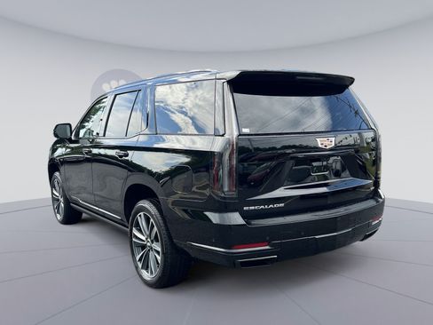 Used 2026 Cadillac Escalade Sport AWD/4WD image 4