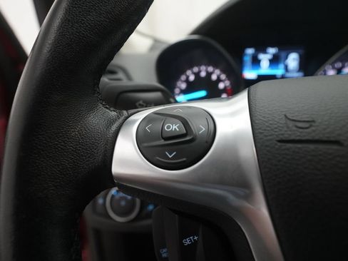 Used 2015 Ford Escape SE w/ Equipment Group 201A FWD image 17