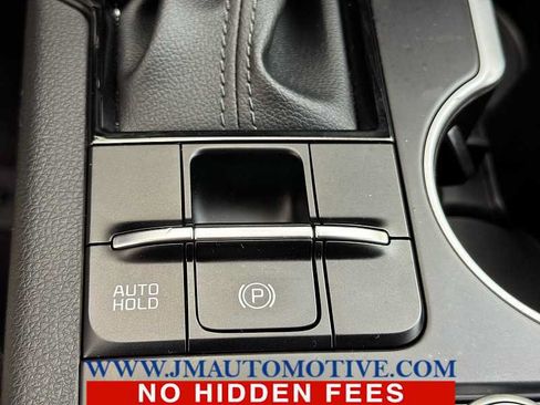 Used 2023 Kia K5 GT-Line AWD/4WD image 34