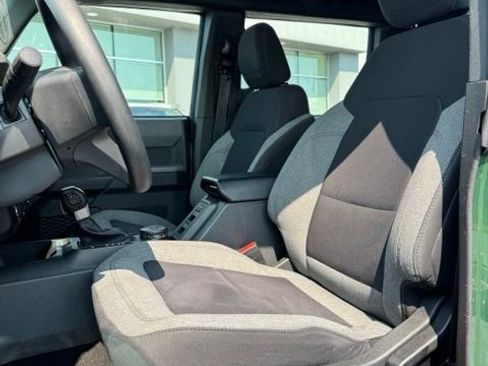 Used 2023 Ford Bronco 4-Door AWD/4WD image 14