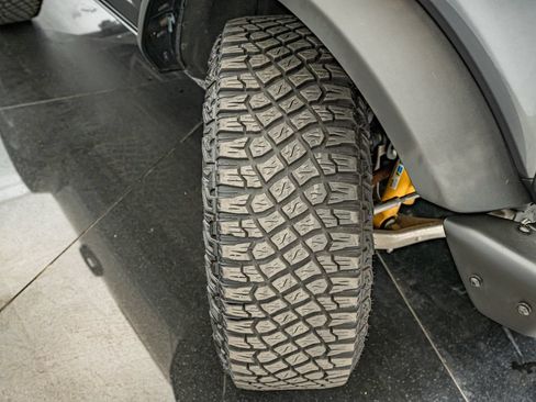 Used 2022 Ford Bronco 2-Door w/ Sasquatch Package AWD/4WD image 44