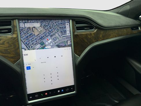 Used 2017 Tesla Model S 75D AWD/4WD image 23