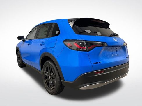 Used 2026 Honda HR-V Sport image 3
