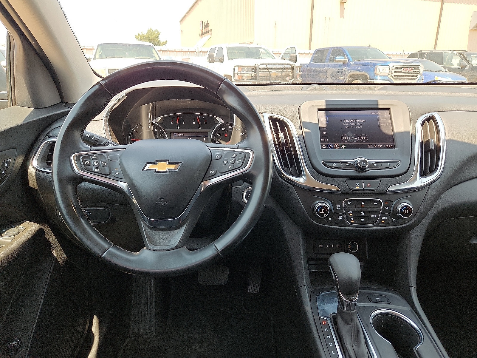 Used 2023 Chevrolet Equinox LT w/ Driver Convenience Package FWD image 12