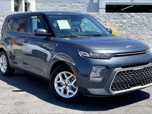 Used 2021 Kia Soul S FWD image 12