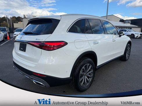 Used 2026 Mercedes-Benz GLC 300 4MATIC image 8