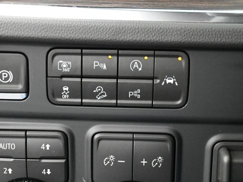 New 2026 Chevrolet Tahoe Premier AWD/4WD image 40