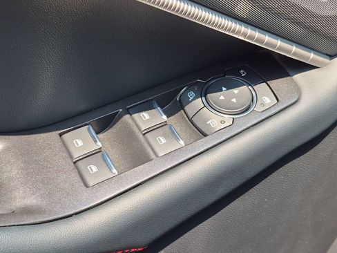 Certified 2025 Ford Explorer ST AWD/4WD image 21
