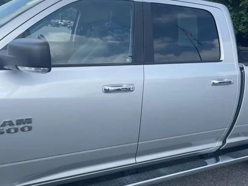 Used 2018 RAM 1500 Big Horn AWD/4WD image 3