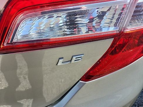 Used 2014 Toyota Camry LE FWD image 6