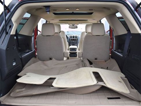 Used 2012 GMC Acadia Denali image 7