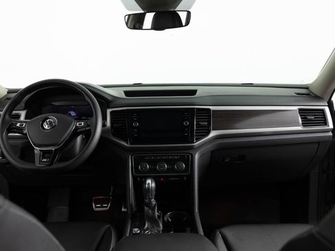 Used 2019 Volkswagen Atlas SEL R-Line AWD/4WD image 38