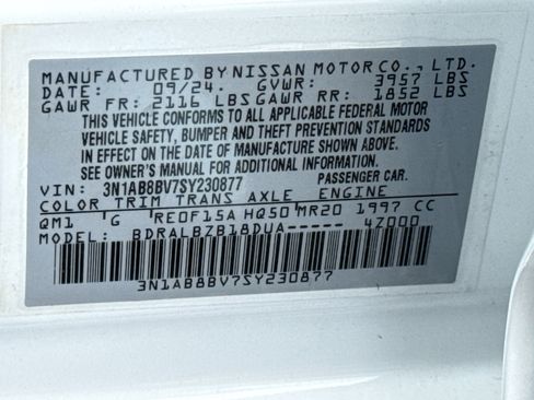Used 2025 Nissan Sentra S FWD image 33