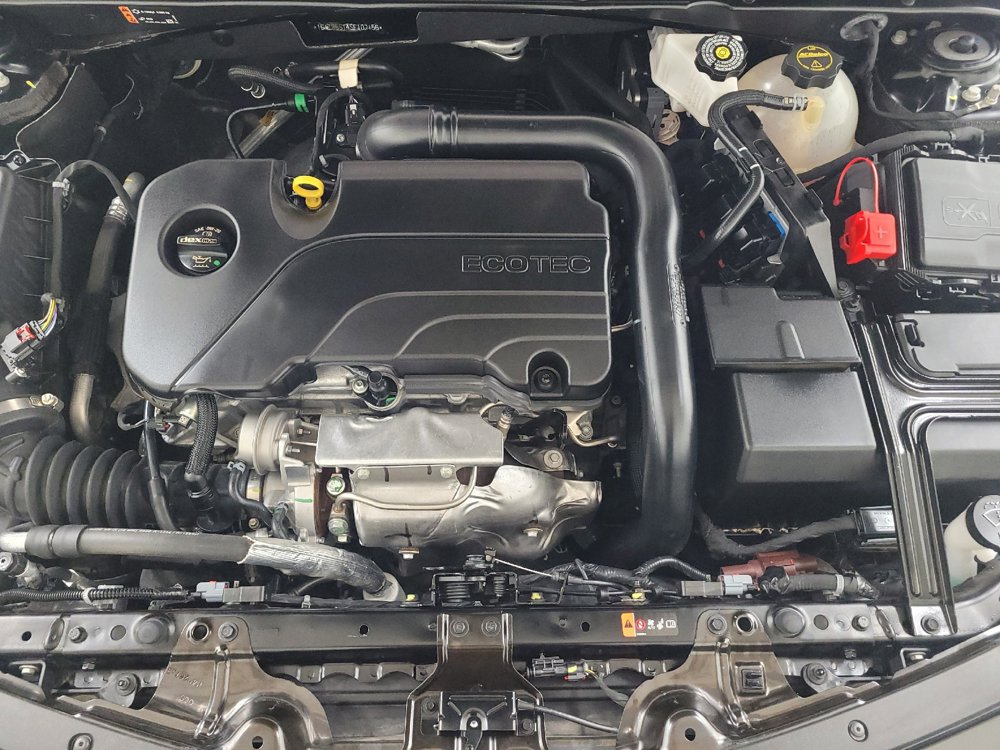 Used 2025 Chevrolet Malibu LS FWD image 30