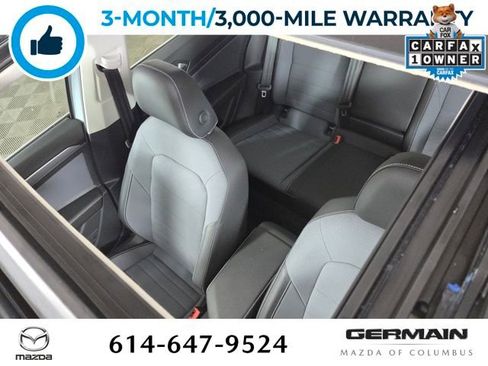 Used 2025 Volkswagen Jetta SE w/ Sunroof Package image 30