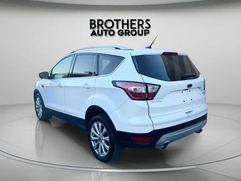 Used 2017 Ford Escape Titanium image 6