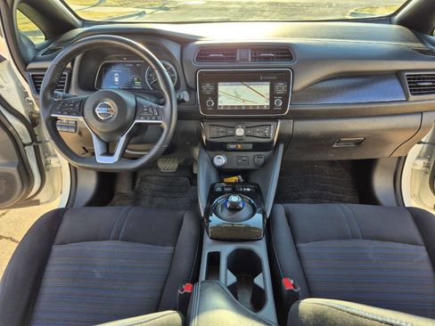 Used 2019 Nissan Leaf SV FWD image 21