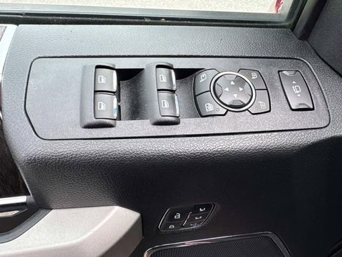 Used 2021 Ford F250 Lariat w/ Lariat Ultimate Package image 9