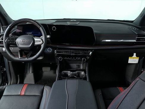 New 2026 Chevrolet Traverse RS w/ LPO, Floor Liner Package image 16