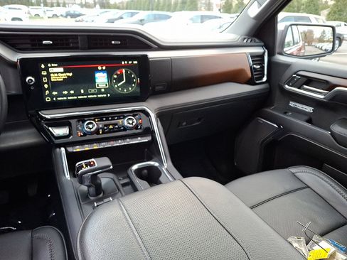 Certified 2024 GMC Sierra 1500 Denali w/ Denali Reserve Package image 16