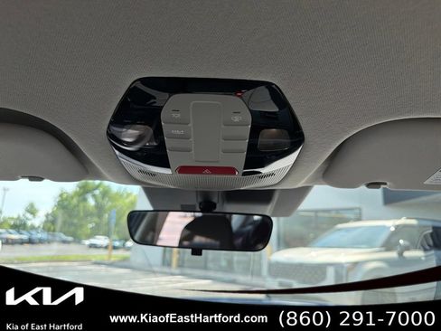 Used 2025 Kia K4 FWD image 24