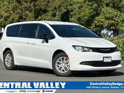 New 2026 Chrysler Voyager LX image 1
