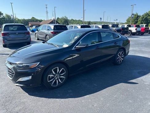 Used 2023 Chevrolet Malibu RS FWD image 1