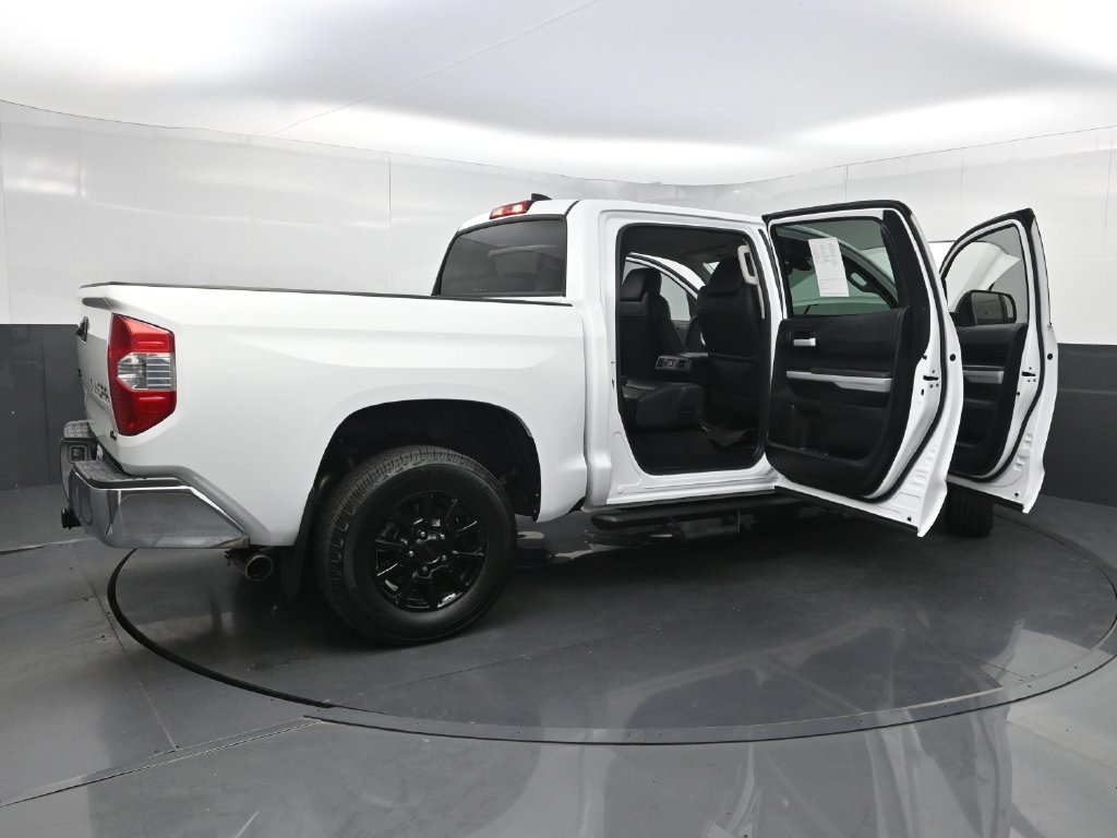 Used 2020 Toyota Tundra SR5 w/ SR5 Leather Package AWD/4WD image 36