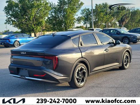 Certified 2025 Kia K4 EX FWD image 6