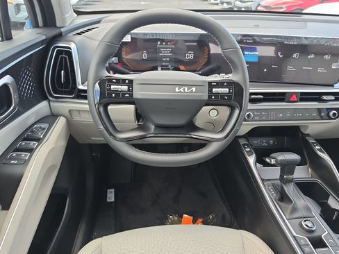 New 2026 Kia Sorento S FWD image 13