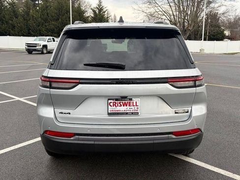 New 2026 Jeep Grand Cherokee Altitude AWD/4WD image 6