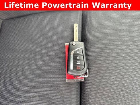 Used 2024 Toyota Corolla LE image 5