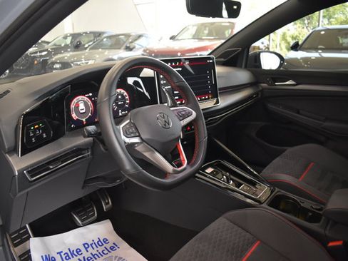 Used 2025 Volkswagen GTI SE FWD image 12