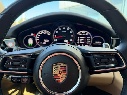 Certified 2023 Porsche Panamera 4S image 35