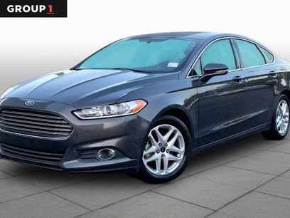 Used 2016 Ford Fusion SE w/ Equipment Group 202A